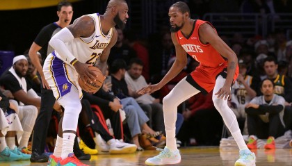 极速赛车-👑勒邦·占士遇上雷霸龙！NBA译名迷宫：同一球星 三种叫法~