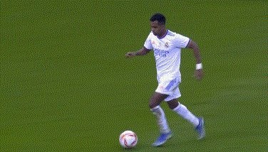 极速赛车-【西超杯】魔笛+本泽马破门 皇马染红+扑点2比0夺冠