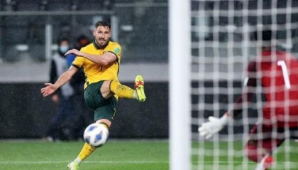 全国官方APP开奖网-榜首之争沙特顶住澳洲肉搏 混乱局势让多队受益？